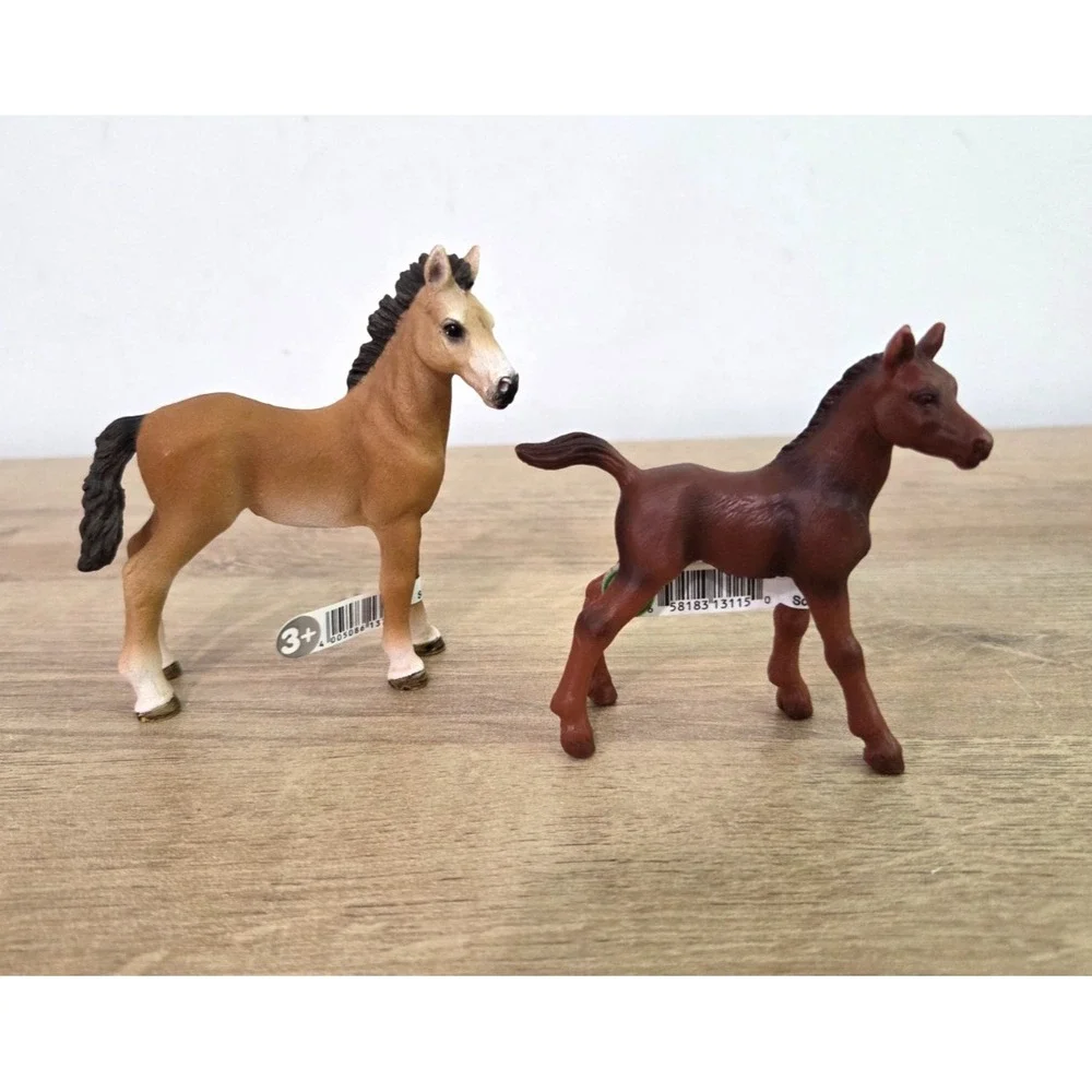 NWT Schleich Horse Set Hanoverian Foal 13115 + Tennessee Walker Yearling 13714
